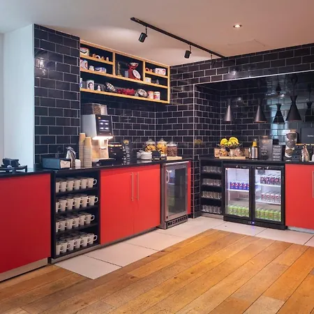Crowne Plaza Birmingham Nec By Ihg Hotel 4*